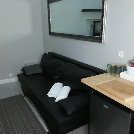 H13 Apartment *